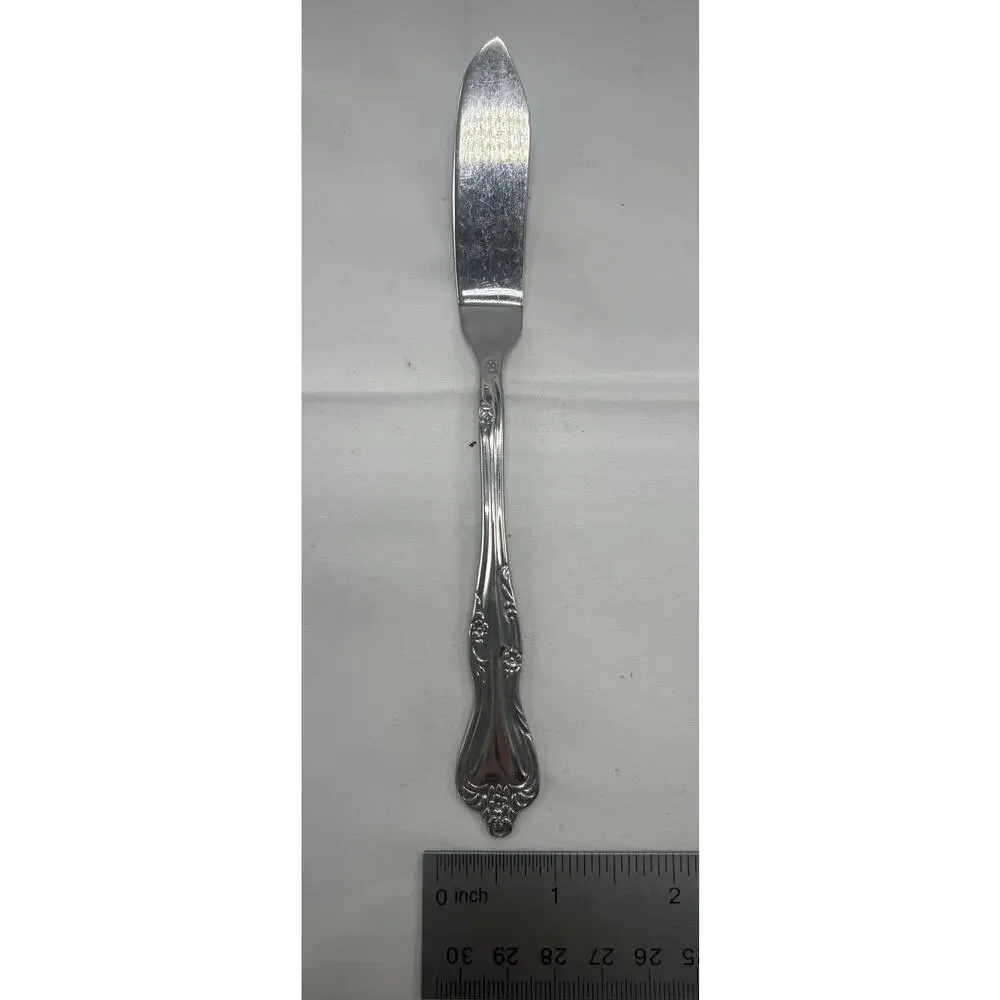 Oneida 18/0 Stainless Steel Butter Knife Wordsworth Replacemnt Flatware Spreader